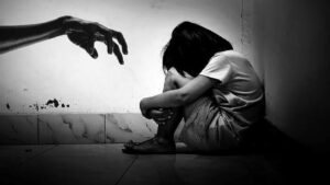 पैथोलॉजी girl photo