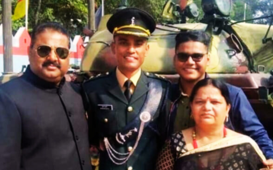 Rajouri Encounter : जम्मू-कश्मीर के राजौरी में शहीद हुए आगरा के लाल, सेना के 2 कैप्टन समेत चार शहीद