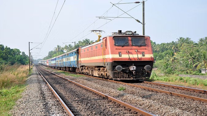 शव के साथ की 600 किलोमीटर की यात्रा, शव को ट्रेन से निकालने पर रेलवे के अधिकारियों ने नहीं दिया ध्यान
