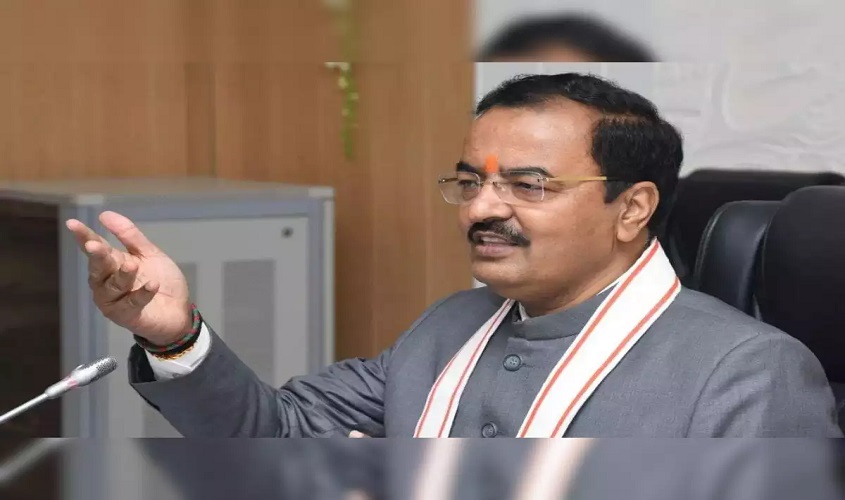 UP Politics : डिप्टी सीएम केशव प्रसाद मौर्य ने विपक्ष पर जमकर बोर हमला, कहा “अखिलेश का भी अहंकार…”