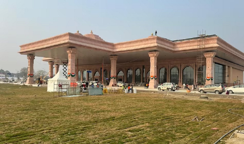 Ayodhya News : अयोध्या जाने वालों के लिए गुड न्यूज, इन तीन शहरों से शुरू होगी डायरेक्ट फ्लाइट, पीएम मोदी थोड़ी देर में करेंगे उद्घाटन