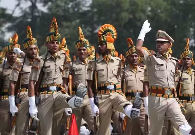 UP Police : पुलिस भर्ती में लगे 5 साल, इस दौरान ओवरऐज अभ्यर्थियों ने सरकार ने उठाई ये मांग