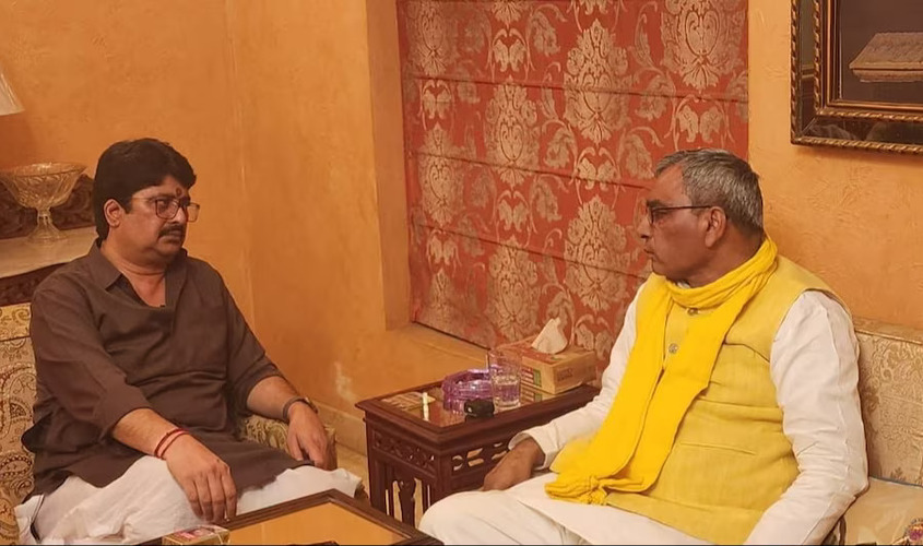 Rajya Sabha : राज्यसभा चुनाव में आखिर किस करवट जाएंगे राजा भैया, अखिलेश या योगी किसका देंगे साथ ?
