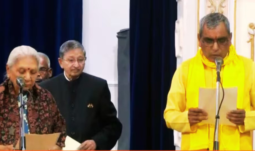 Cabinet Expansion : बीजेपी, रालोद और सुभासपा समेत तीन दलों के चार नेताओं ने ली मंत्री पद की शपथ