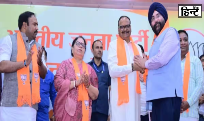 UP Politics : यूपी में बीजेपी हुई और मजबूत, इंडी गठबंधन को लगा बड़ा झटका, कई नेता हुए भाजपा में शामिल
