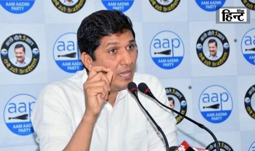 Saurabh Bharadwaj :नई पेंशन योजना को लेकर आप नेता ने बीजेपी पर साधा निशान, कहा – ‘अक्ल थोड़ी ठिकाने आई…’