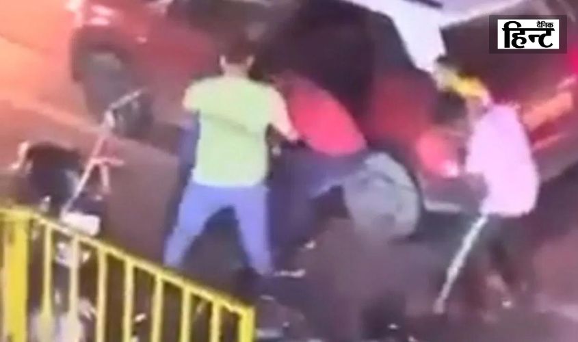 Ghaziabad : गाजियाबाद पुलिस की बागपत के वायरल वीडियो ने उठाए सवाल, सिविल ड्रेस में दिखाई दिए पुलिसकर्मी