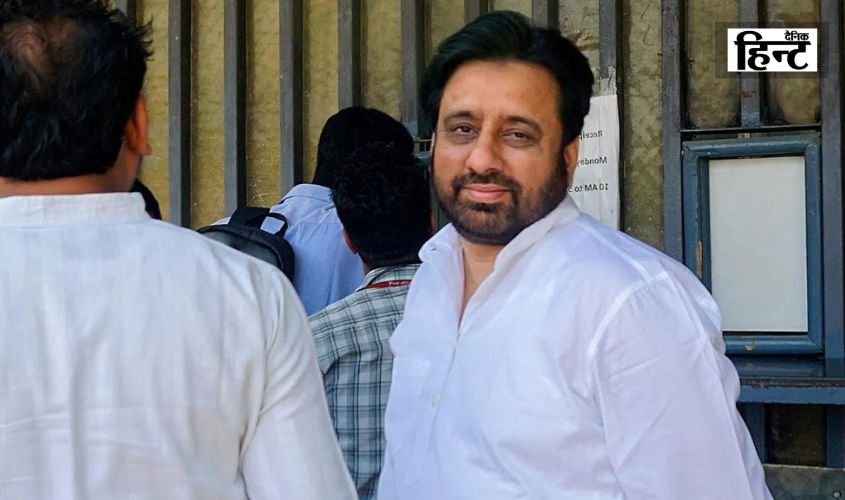 Amanatullah Khan News : ईडी ने दिल्ली के ओखला में अमानतुल्लाह खान के आवास पर मारा छापा, आप विधायक ने कहा – ‘मुझे गिरफ्तार करने…’