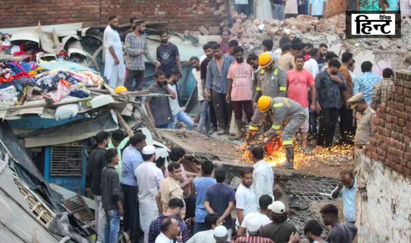 Meerut Building Collapse : मेरठ में बारिश के कारण ढही इमारत, 10 की मौत, मलबे में कई लोगों के फंसे होने की खबर