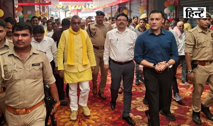 Minister Omprakash Rajbhar : राजभर का अखिलेश यादव पर हमला, कहा – ‘सपा प्रमुख ने आजम का इस्तेमाल सिर्फ…’