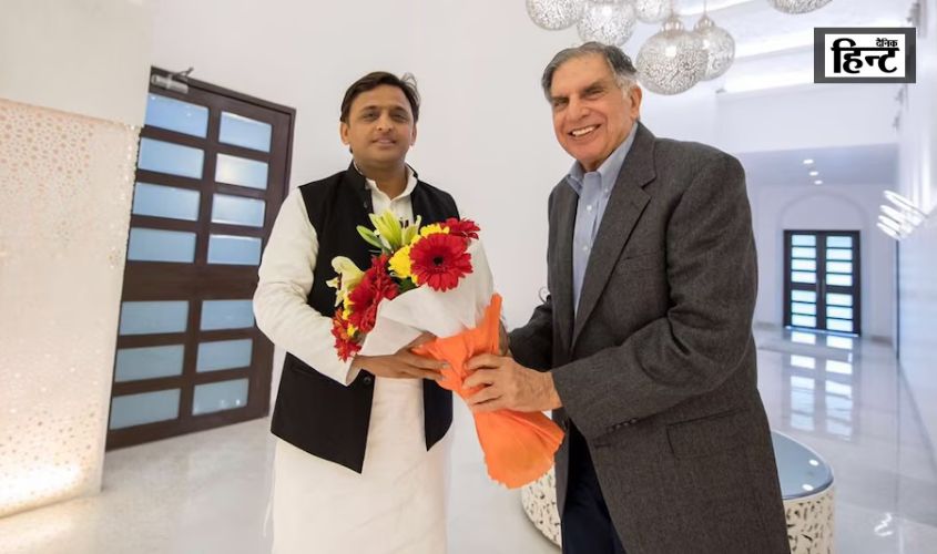 Ratan Tata : अखिलेश यादव ने रतन टाटा के निधन पर गहरा शोक किया व्यक्त, कहा- “जिन्होंने सिखाया कैसे उसूलों के साथ कारोबार किया जाता है…”