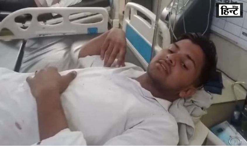 Meerut News : चलती बस में छात्रों के बीच विवाद, गोलीबारी में तीन घायल