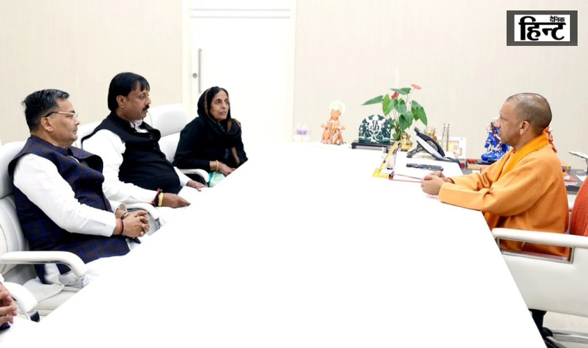 UP Bypolls : सीएम योगी से मिले अनुजेश प्रताप सिंह, भाजपा प्रत्याशी ने हार के कारण बताए