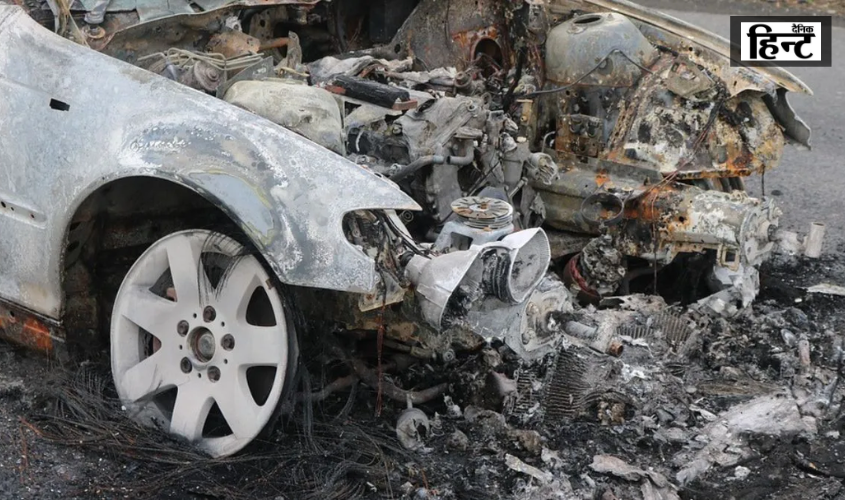 Jaunpur : प्रयागराज में महाकुंभ से लौट रहे श्रद्धालुओं की कार हुई हादसे का शिकार, तीन की हुई मौत