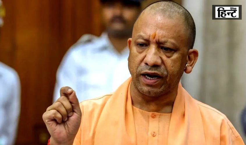 Gorakhpur News : सीएम योगी ने गोरखपुर में जनता से मिलकर समस्याओं का किया समाधान, अधिकारियों को दिए सख्त निर्देश