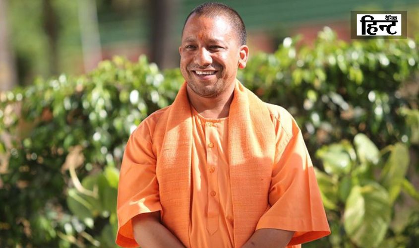 UP Goverment News : सीएम योगी की महत्वाकांक्षी योजनाओं से यूपी में नए बदलाव की शुरुआत, महापुरुषों के नाम शुरू होंगी 10 योजनाएं