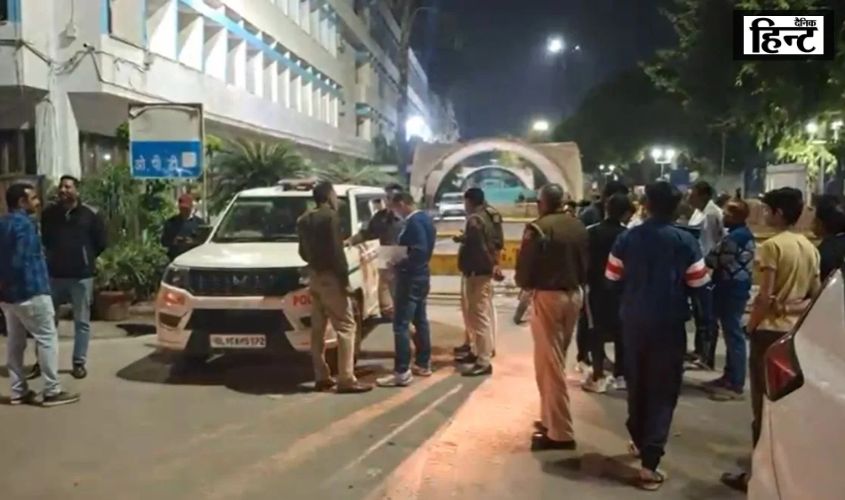 Delhi Firing : दिल्ली में दो गुटों के बीच चली गोलियों की बौछार, जांच में जुटी पुलिस, 5 घायल
