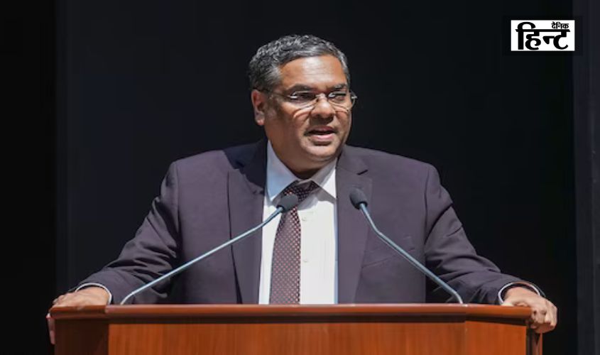 Supreme Court : सुप्रीम कोर्ट के मुख्य न्यायाधीश संजीव खन्ना ने UP में सिविल मुकदमों को क्रिमिनल केस में बदलने पर जताई नाराजगी, पुलिस को दी चेतावनी