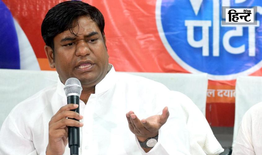 Mukesh Sahni: कौन हैं मुकेश सहनी जो बने बिहार के डिप्टी सीएम उम्मीदवार, जानें ‘सन ऑफ मल्लाह’ से राजनीति तक का सफर