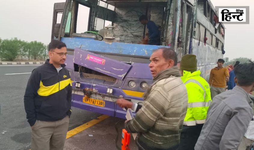 Lucknow-Agra Expressway Accident: Double-decker bus overturns, 40 injured